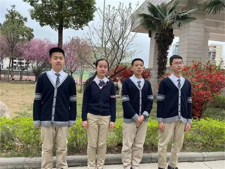 图片3：2022年郑州中学有四名同学被西交大本硕连读少年班录取.jpg