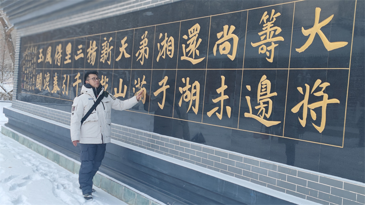 图片：初中部八年级物理组教师孙志富.jpg