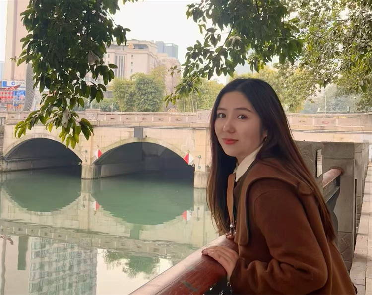 图片：初中部七年级语文组教师王晓琪.jpg