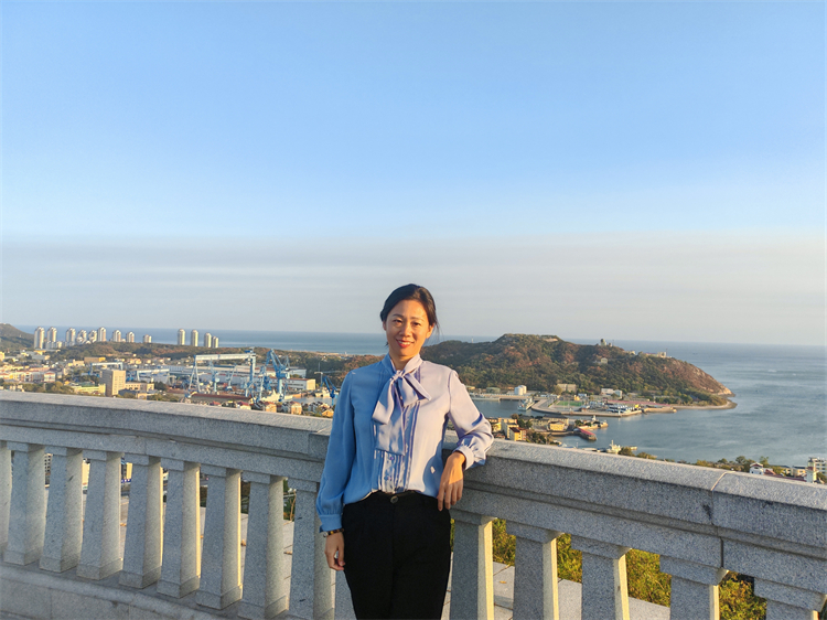 图片：国际部高二年级化学组教师高慧 .jpg