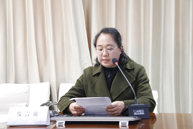 图片3：郑州中学八一校区教学副校长高佳营汇报.JPG