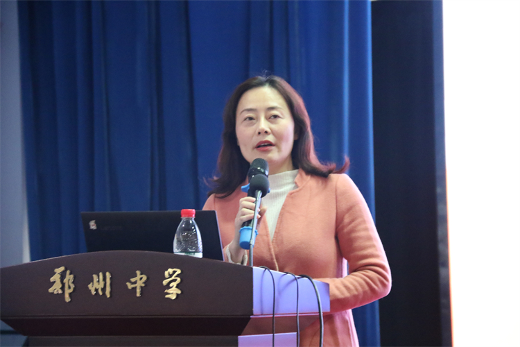 图片6：郑州中学党委委员、副校长韩颖做总结.JPG