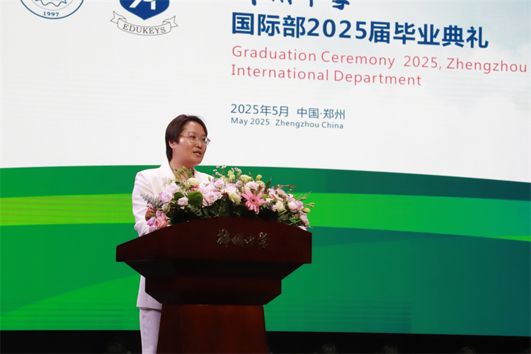 图片6：家长代表发言.JPG