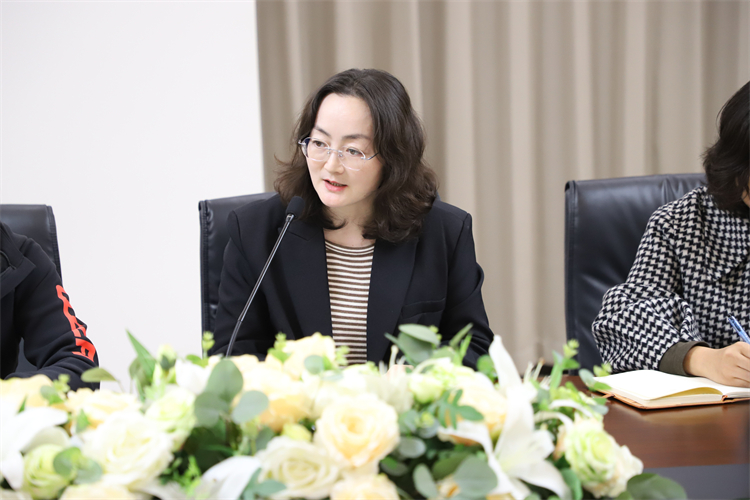 1760663858279330.jpg 图三:刘瑾主任分享备赛经验.JPG