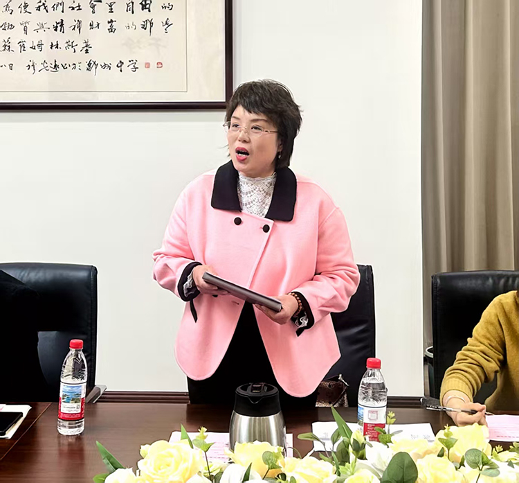 1761007367828307.jpg 图二:竞选演讲.jpg