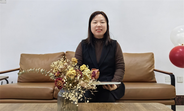 1767749230523953.jpg 王小鸽.jpg