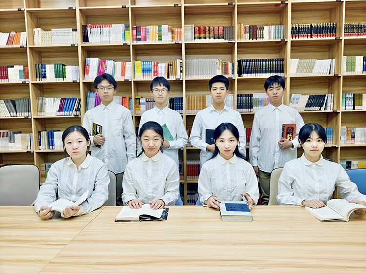 图片3：环保作文大赛全国一等奖获奖同学.jpg